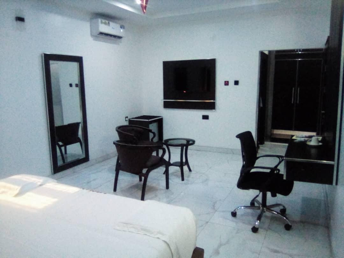 Others 3, LUCIAN EXCLUSIVE HOTEL, Obio/Akp