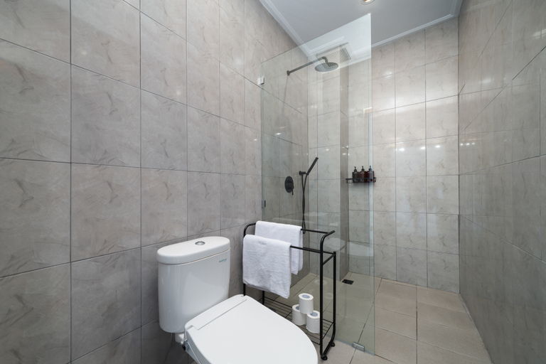 Bathroom 2, Villa Fina Canggu, Badung