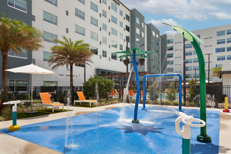 Sport & Beauty 5, Aloft by Marriott Orlando at SeaWorld, Orange