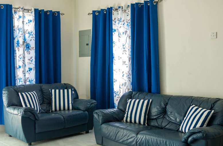 Others 5, Casa Blue