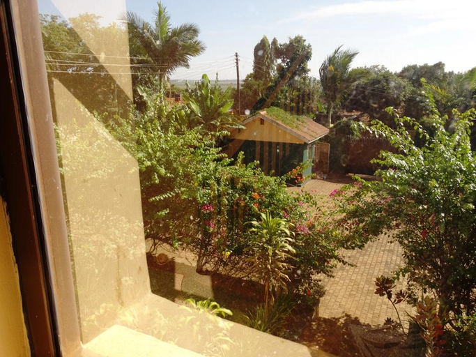 Others 4, Victoria Breeze Serviced Apartments in Entebbe, Entebbe