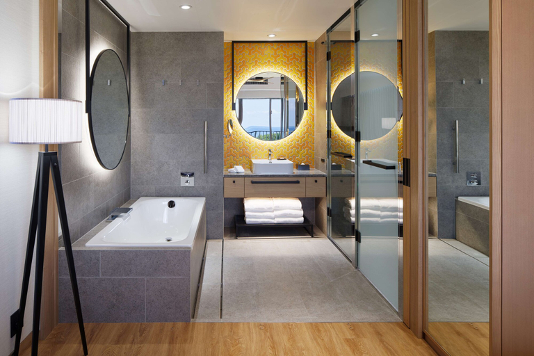 Bathroom 4, Hilton Club The Beach Resort Sesoko, Motobu