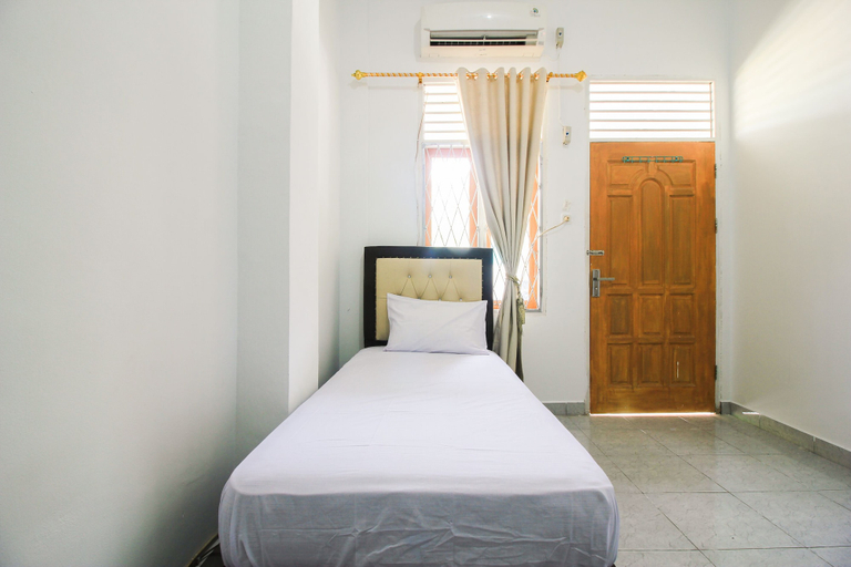 Bedroom 3, OYO Life 2553 Kost Daya, Pekanbaru