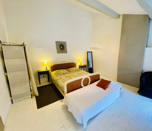 Bedroom 4, Logement Touristique Villa Eugénie, Aude