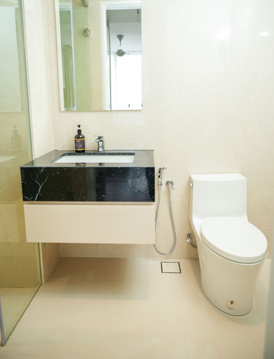 Bathroom 5, Pavilion Ceylon Hill Suites, Bukit Bintang by Perfect Host, Kuala Lumpur