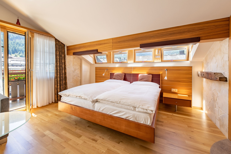 Bedroom 2, The Pollux, Visp