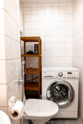 Bathroom 4, 2ndhomes Cozy & Compact Studio in Kamppi, Uusimaa