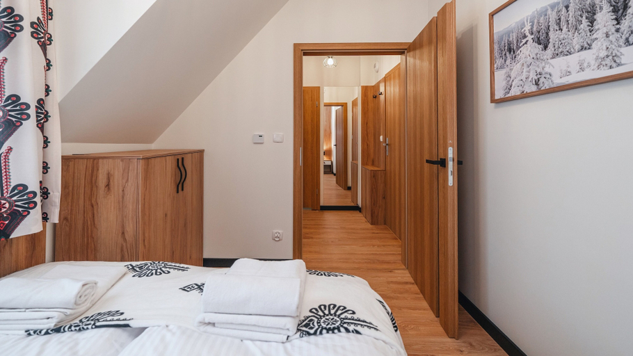 Bedroom 2, Apartamenty Sun & Snow SKI Apartments, Tatra