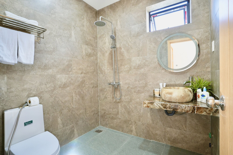 Bathroom 4, KALINH HOUSE, Da Nang