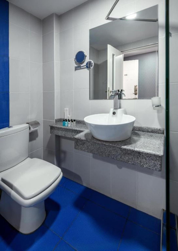 Bathroom 3, Royal Plaza by Stellar Hotels, Yerevan, Yerevan