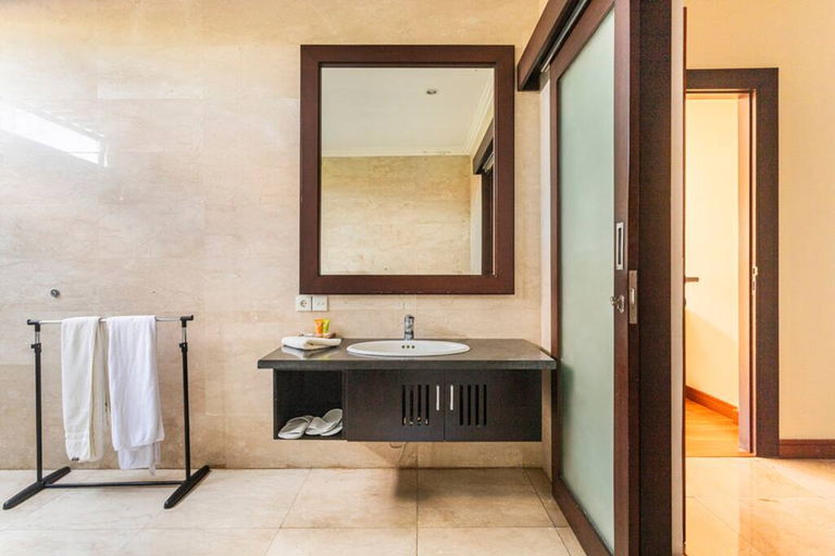 Bathroom 5, Vila Rumah Bali, Badung