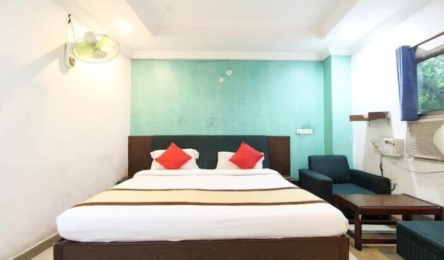 Bedroom 2, Monarch Inn, Lucknow