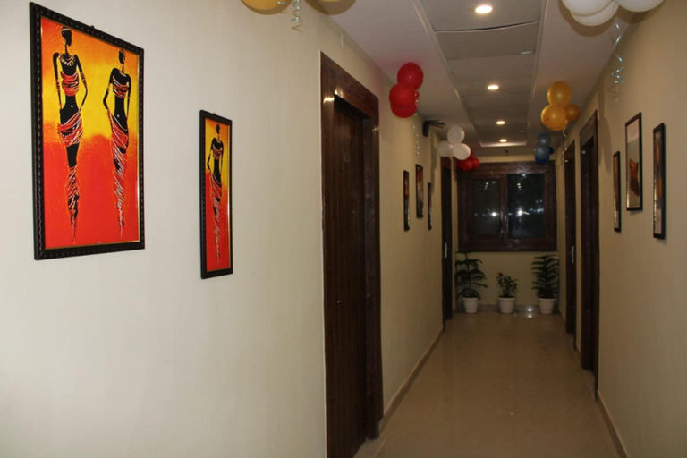 Others 5, Avexia Shreya Residency, Gautam Buddha Nagar