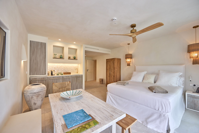 Bedroom 3, Mar Suites Formentera by Universal Beach Hotels, Baleares
