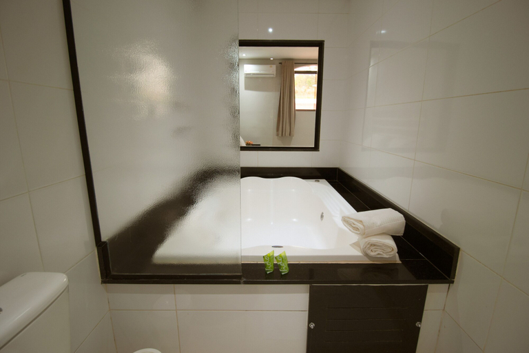 Bathroom 4, SP JUNDIAÍ HOTEL - EASY ACCESS TO HOPI HARI, Jundiaí