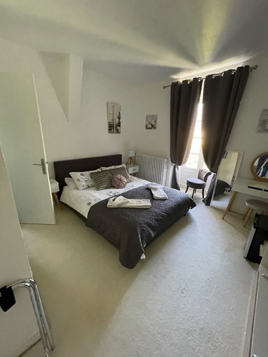 Bedroom 4, Vue du Château d'Excideuil, Dordogne