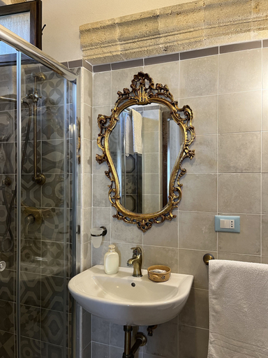 Bathroom 4, Masseria La Camardia, Taranto