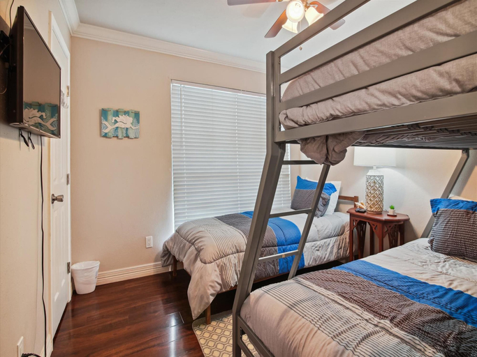 Bedroom 3, Palms at Cove View 1602 - Jamey's Beach Condo, Galveston