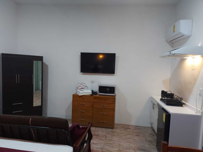 Others 5, Hotel Nayar, Compostela