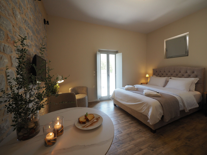 Bedroom 3, terra di pietra, Peloponnese