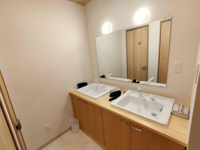 Bathroom 4, Sho inn MINIMAL HOTEL, Otaru