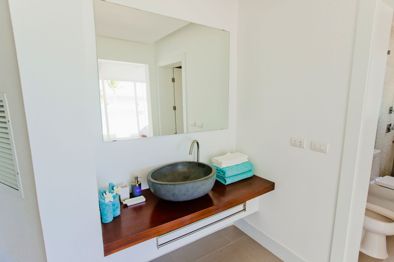 Bathroom 3, Stunning Ocean View Condo in Punta Cana, Salvaleon de Higuey
