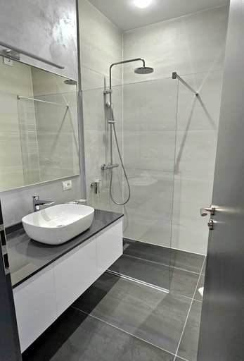 Bathroom, M City Aparthotel, Arad