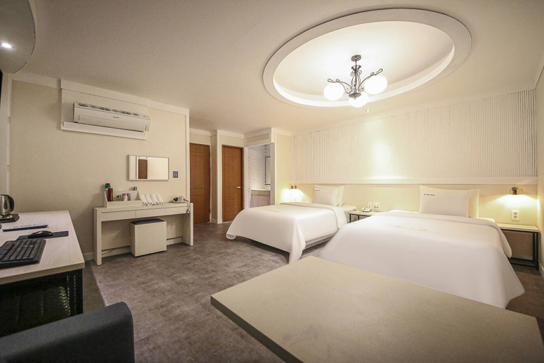 Bedroom 3, Hotel G7, Daedeok