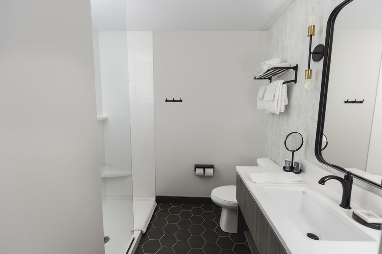 Bathroom 3, The Farmstead Hotel, Pemiscot