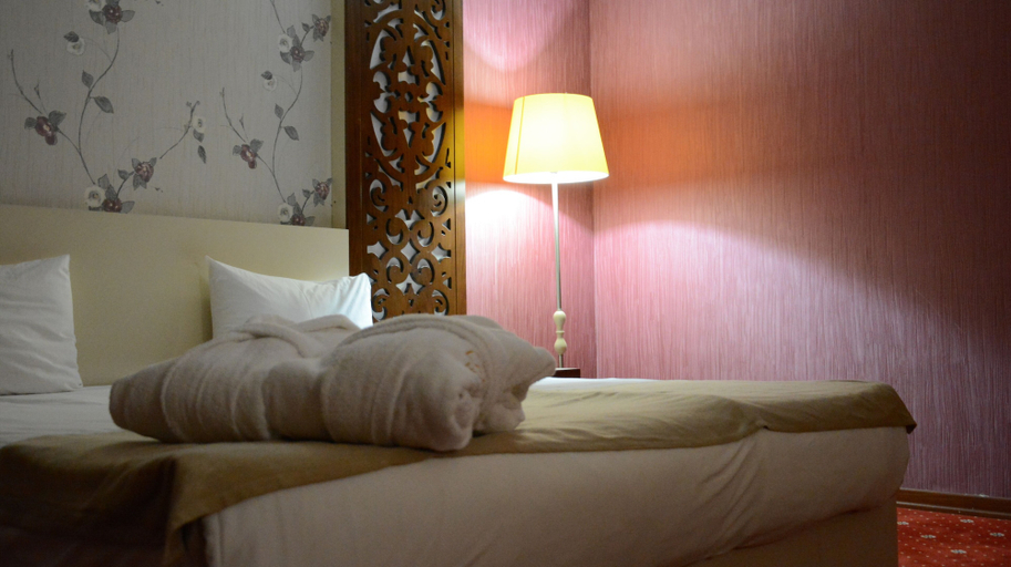 Bedroom 4, Lara Hotel and Spa, Baku