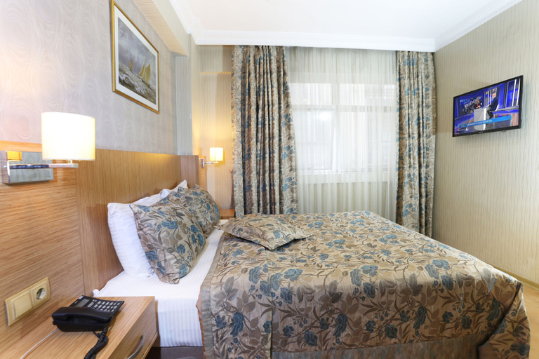 Bedroom 4, Riva Hotel Alsancak, Konak