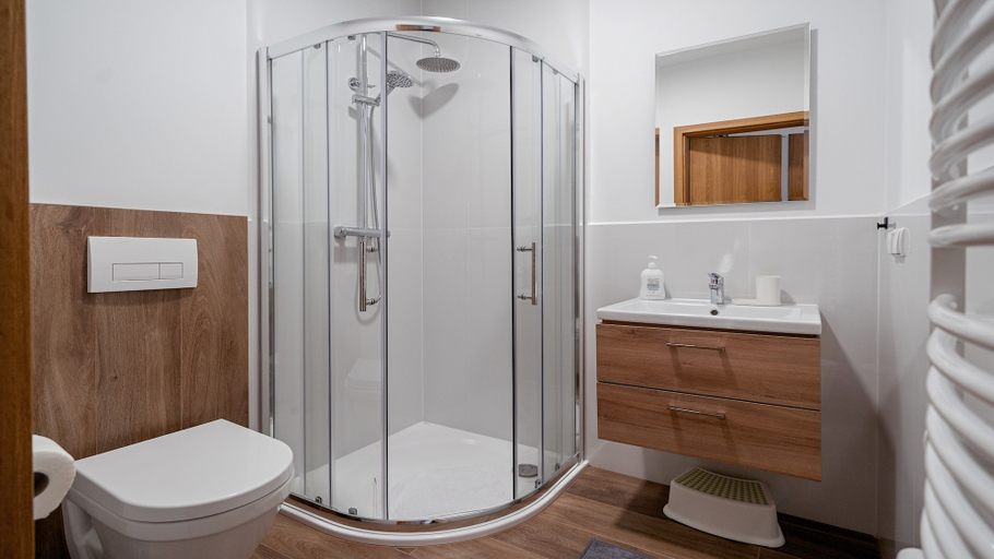 Bathroom 3, Apartamenty Sun & Snow SKI Apartments, Tatra