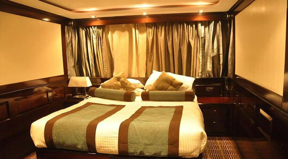 Bedroom 2, River Nile Boat, Giza
