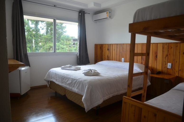 Bedroom 4, Pousada Primavera Campos do Jordão, Campo Limpo Paulista