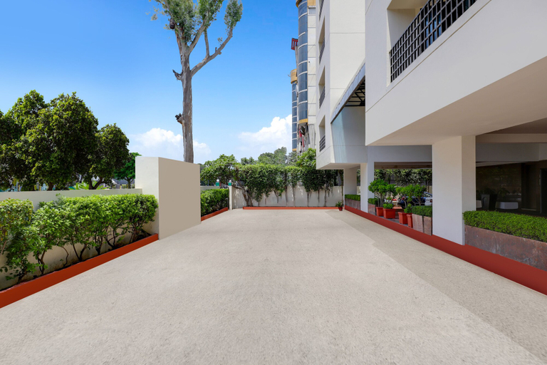 Exterior & Views 2, Lemon Tree Hotel, Indore, Indore