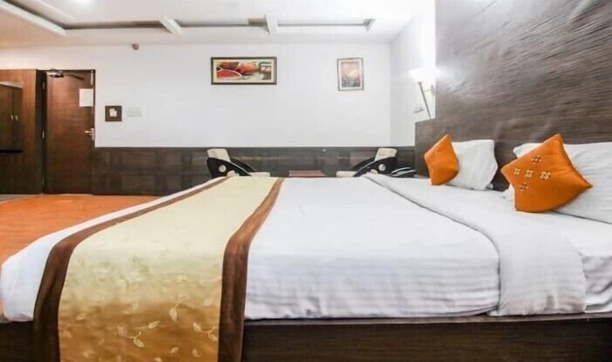 Bedroom 4, Monarch Inn, Lucknow