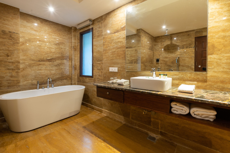 Bathroom 3, Punarnava Resort & Spa, Dehradun