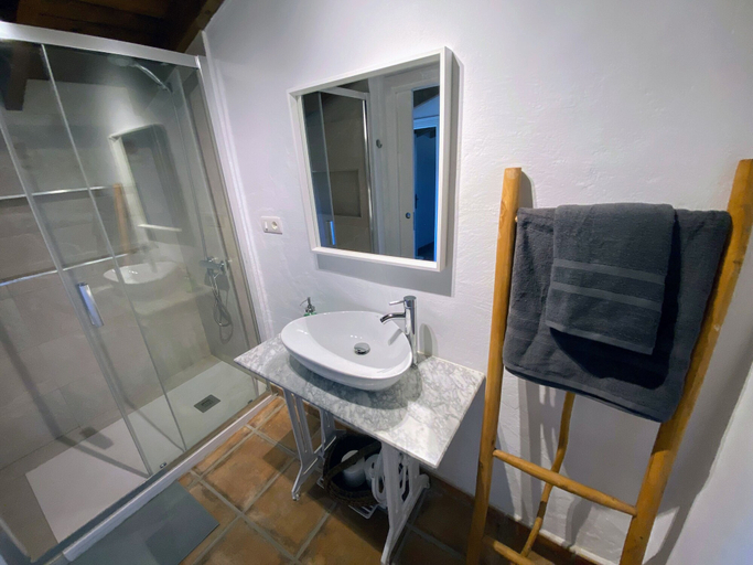 Bathroom 3, Casa Rural Pagalván, Málaga