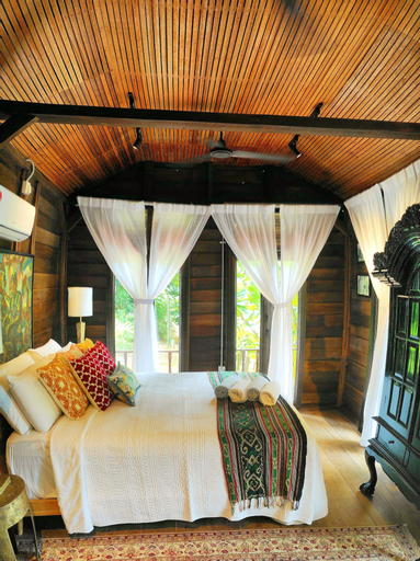 Bedroom 22
