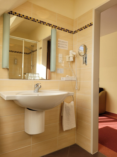 Bathroom 4, Hotel Wissers, Ostholstein