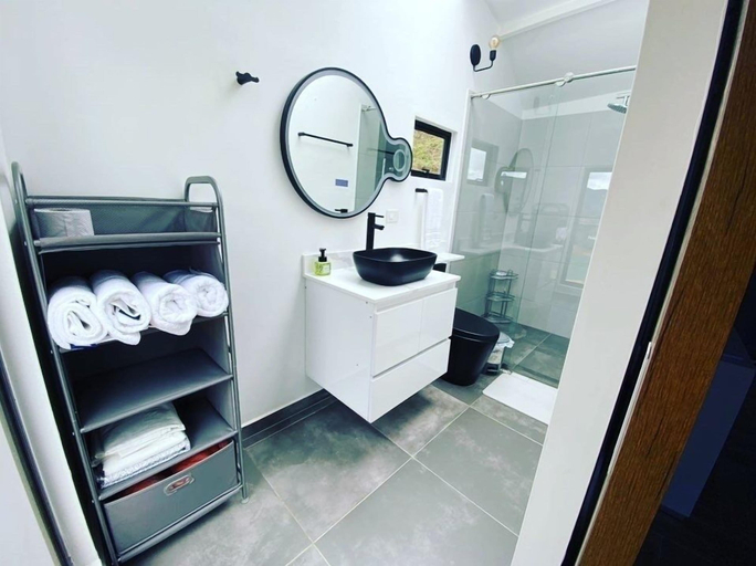 Bathroom, WHITE DOMES GLAMPING, Peñol
