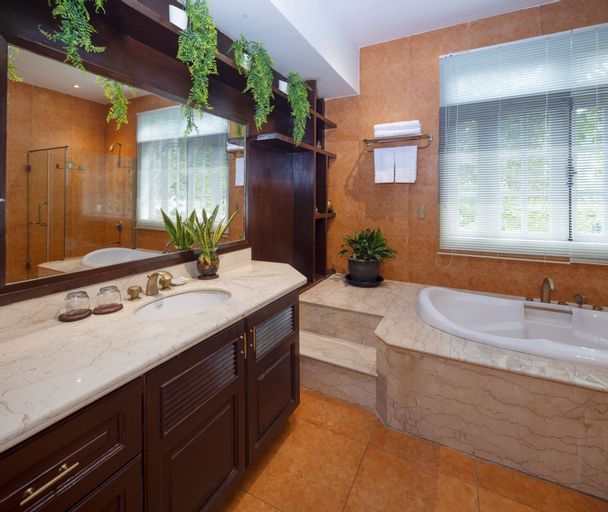Bathroom 6