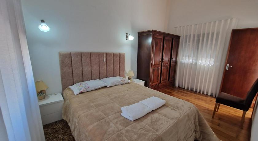 Bedroom 3, Moradia Sr. Martins, Esposende