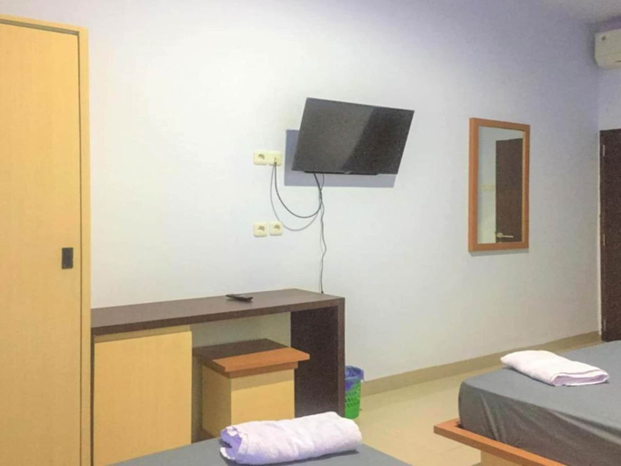 Bedroom 2, OYO 93169 Bnb Homestay, Makassar