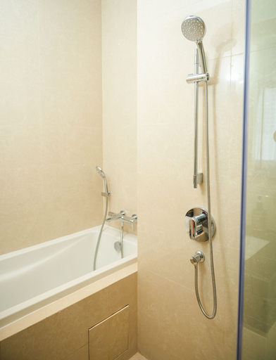 Bathroom 5, Pavilion Ceylon Hill Suites, Bukit Bintang by Perfect Host, Kuala Lumpur