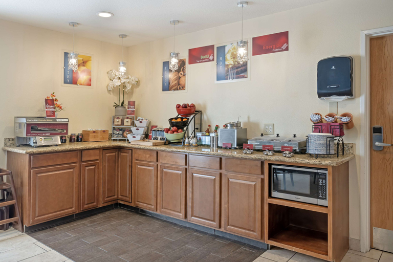 Food & Drinks 5, Best Western Plus Lonoke Hotel, Lonoke