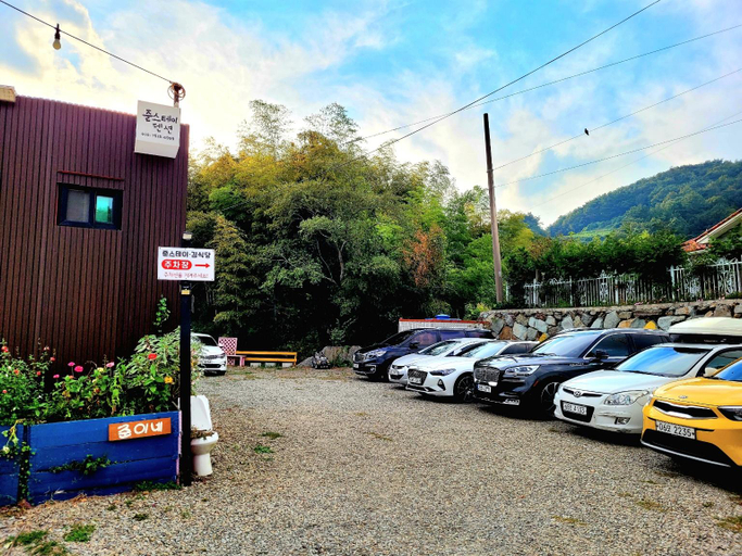 Exterior view 4, Namhae Junstay, Namhae