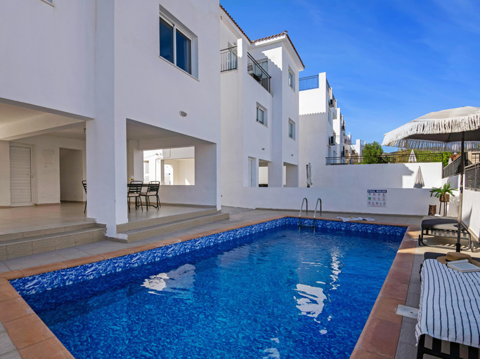 Sport & Beauty 4, Glorious villa with private pool in the sunsets outside Paphos All yours