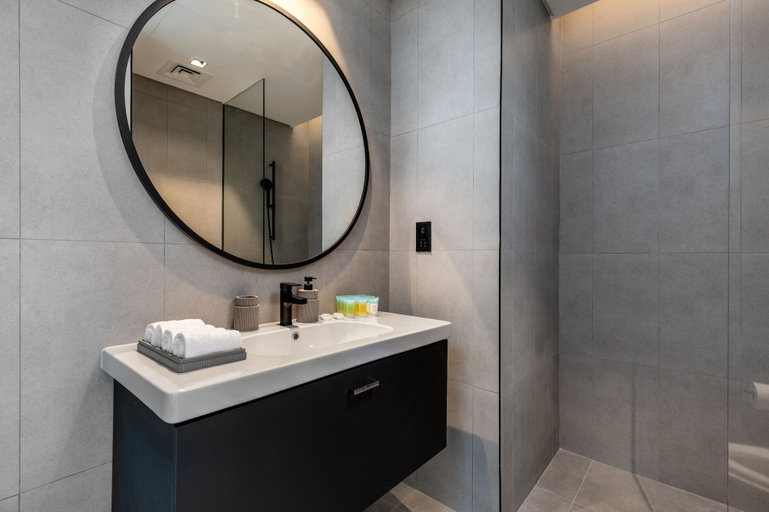 Bathroom 4, Waves - Impressive 1BR Apartment Close to Burj Khalifa, Dubai