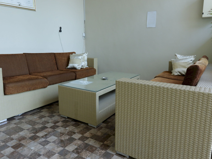 Others 3, Hotel O Kost Eksklusif Syariah, Mojokerto